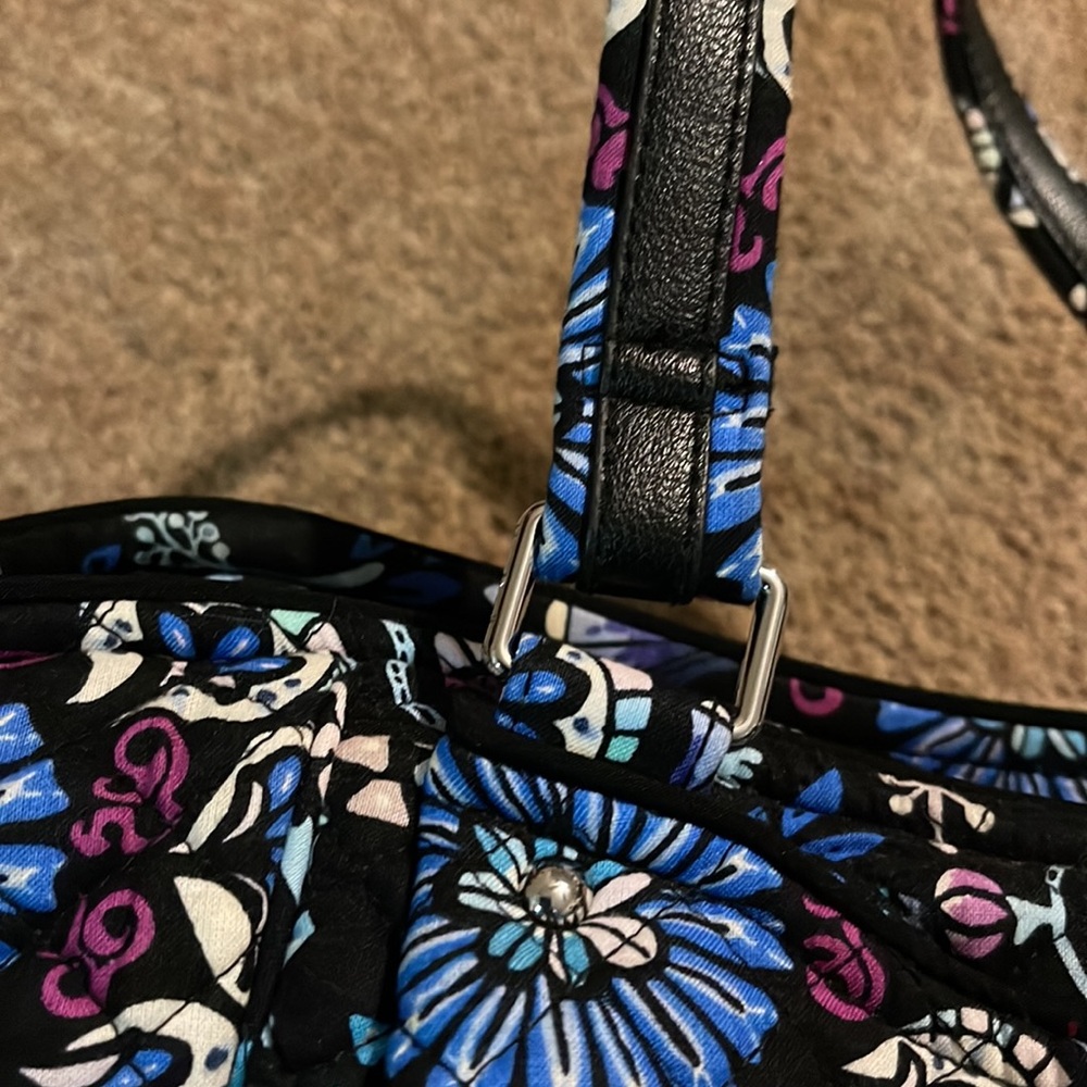 Vera Bradley Glenna Women’s satchel Bag in bramble pattern of 2018, now retired - Picture 6 of 12